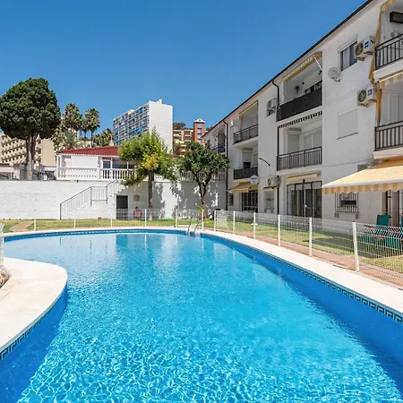 Soleado Y Luminoso A 3 Minutos De La Playa-carihuela Apartmán